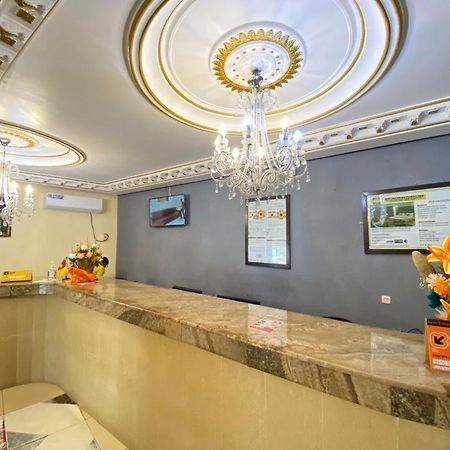 Fini Hotel Bobende ลิมเบ ภายนอก รูปภาพ