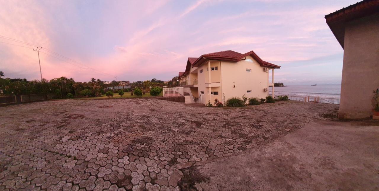 Fini Hotel Bobende ลิมเบ ภายนอก รูปภาพ